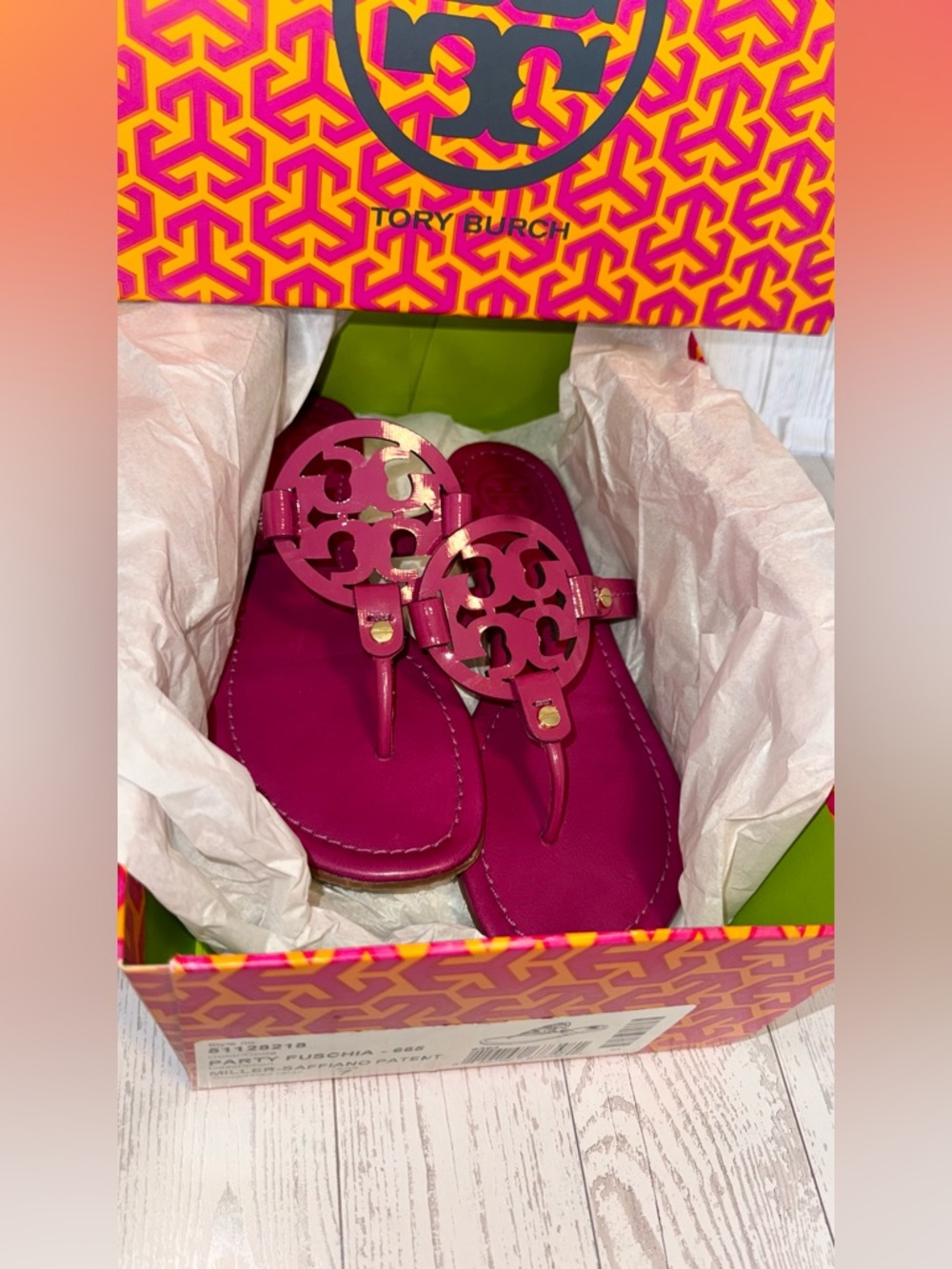 Tory Burch Miller Saffiano Patent Sandal - Party Fuschia - size 7 - Picture 14 of 14